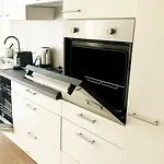 Stylish 2 Apts, 15-min Walk To Center