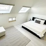 شقة Stylish 2 Apts, 15-min Walk To Center خنت