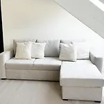 Stylish 2 Apts, 15-min Walk To Center *