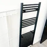 Stylish 2 Apts, 15-min Walk To Center شقة خنت
