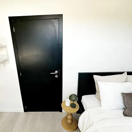 Appartement Stylish 2 Apts, 15-min Walk To Center Gand