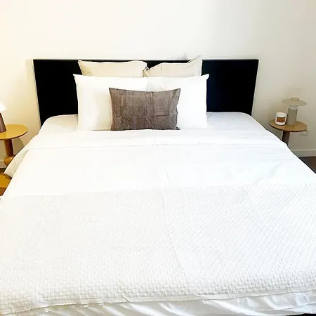 公寓 Stylish 2 Apts, 15-min Walk To Center