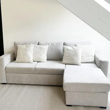 Stylish 2 Apts, 15-min Walk To Center *