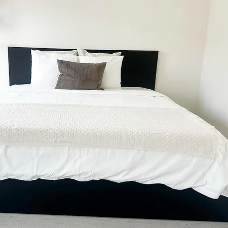Stylish 2 Apts, 15-min Walk To Center Appartement Gand