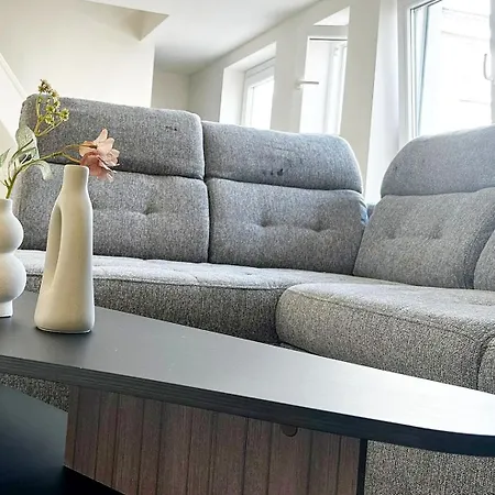 Appartement Stylish 2 Apts, 15-min Walk To Center Gand