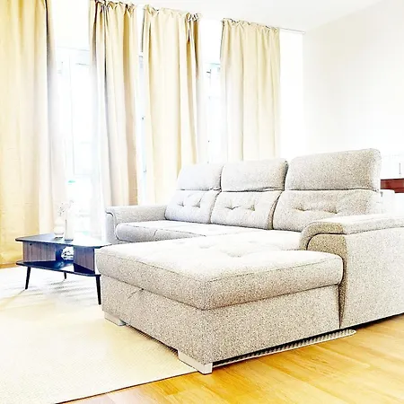 Stylish 2 Apts, 15-min Walk To Center * Gand