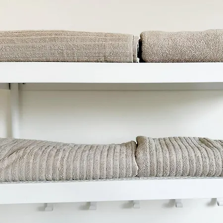 Stylish 2 Apts, 15-min Walk To Center Gent