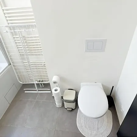 Stylish 2 Apts, 15-min Walk To Center Appartement *
