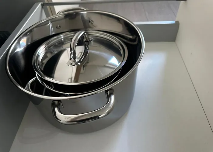 Apartment Stylish 2 Apts, 15-min Walk To Center *